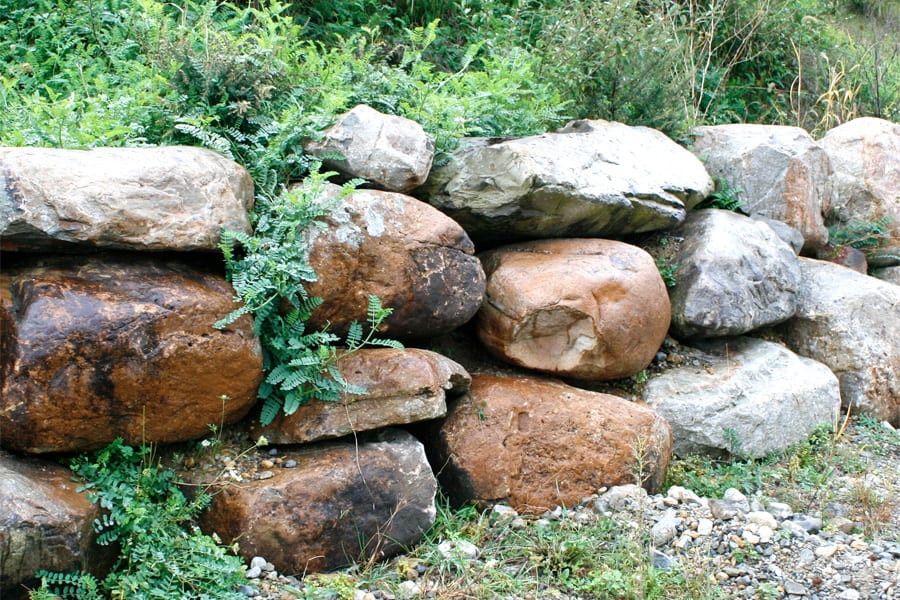 glacier-boulder-wall-stone-nj