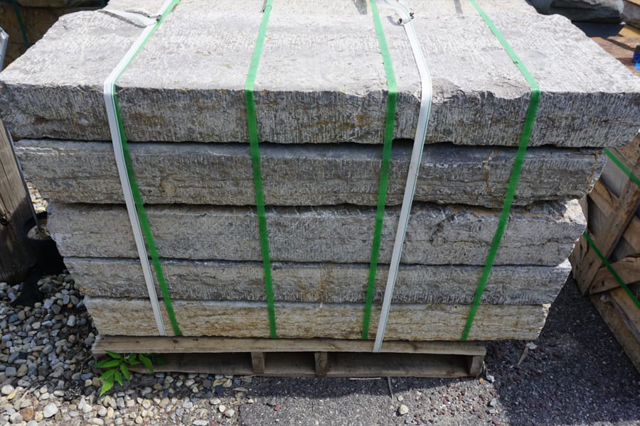 aged-limestone-natural-stone-steps