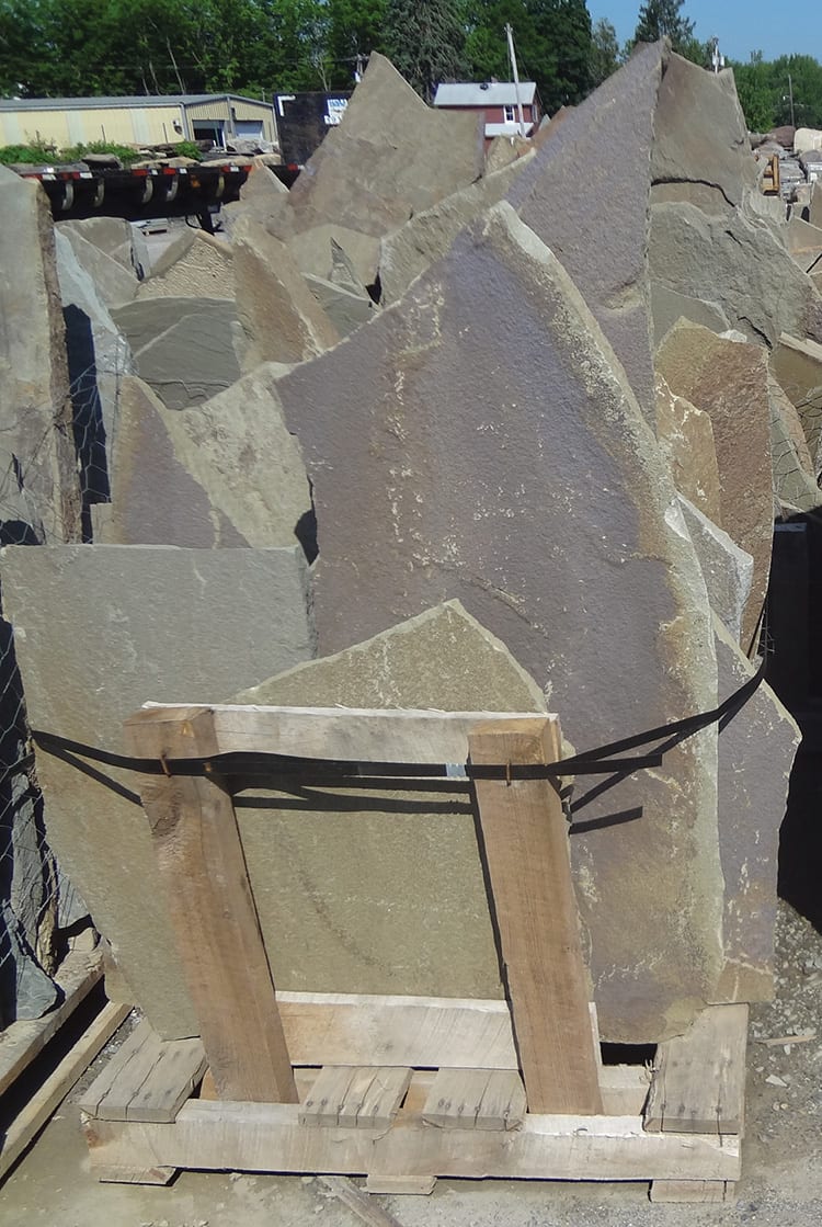 karney-irregular-patio-stone-upright-pallet