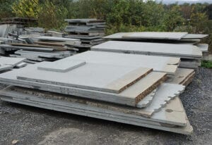 Raw stone slabs at Wicki stoneq