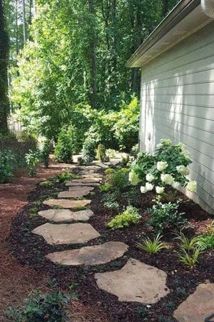 Larger pieces of stepping stone on this garden path