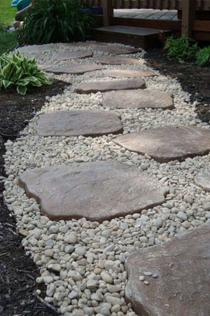 Stepping stones with gravel in between