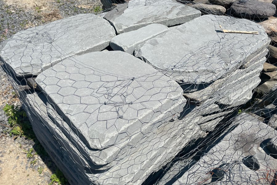 Tumbled-Bluestone-Irregular-Pallet