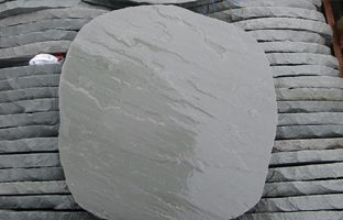Roundish Bluestone stepping stone picture