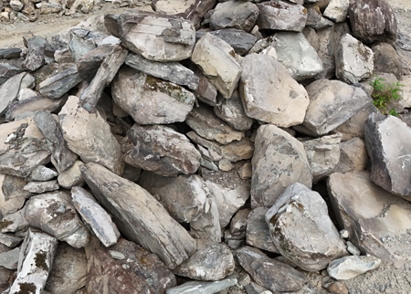 Picture of PA Colonial boulders on our NJ stone yard