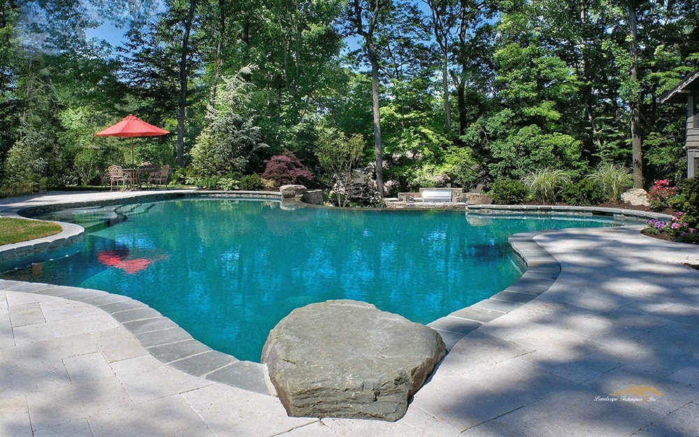 An example of a Bluestone swimming pool dive rock from Wicki Stone in NJ