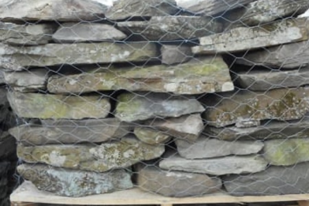 A photo of PA Colonial Wallstone that is locally sourced in NJ and Pennsylvania
